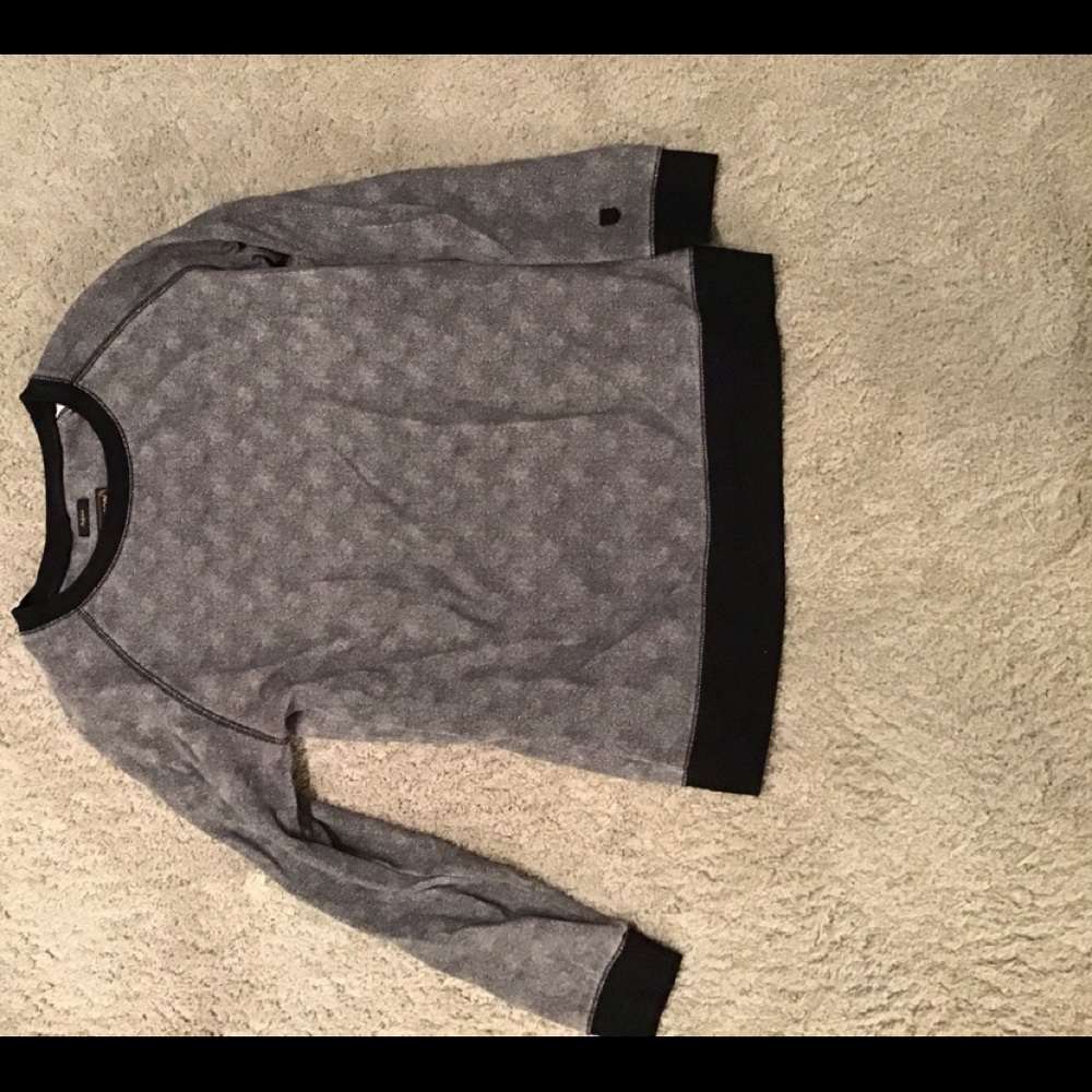 Sweat shirt